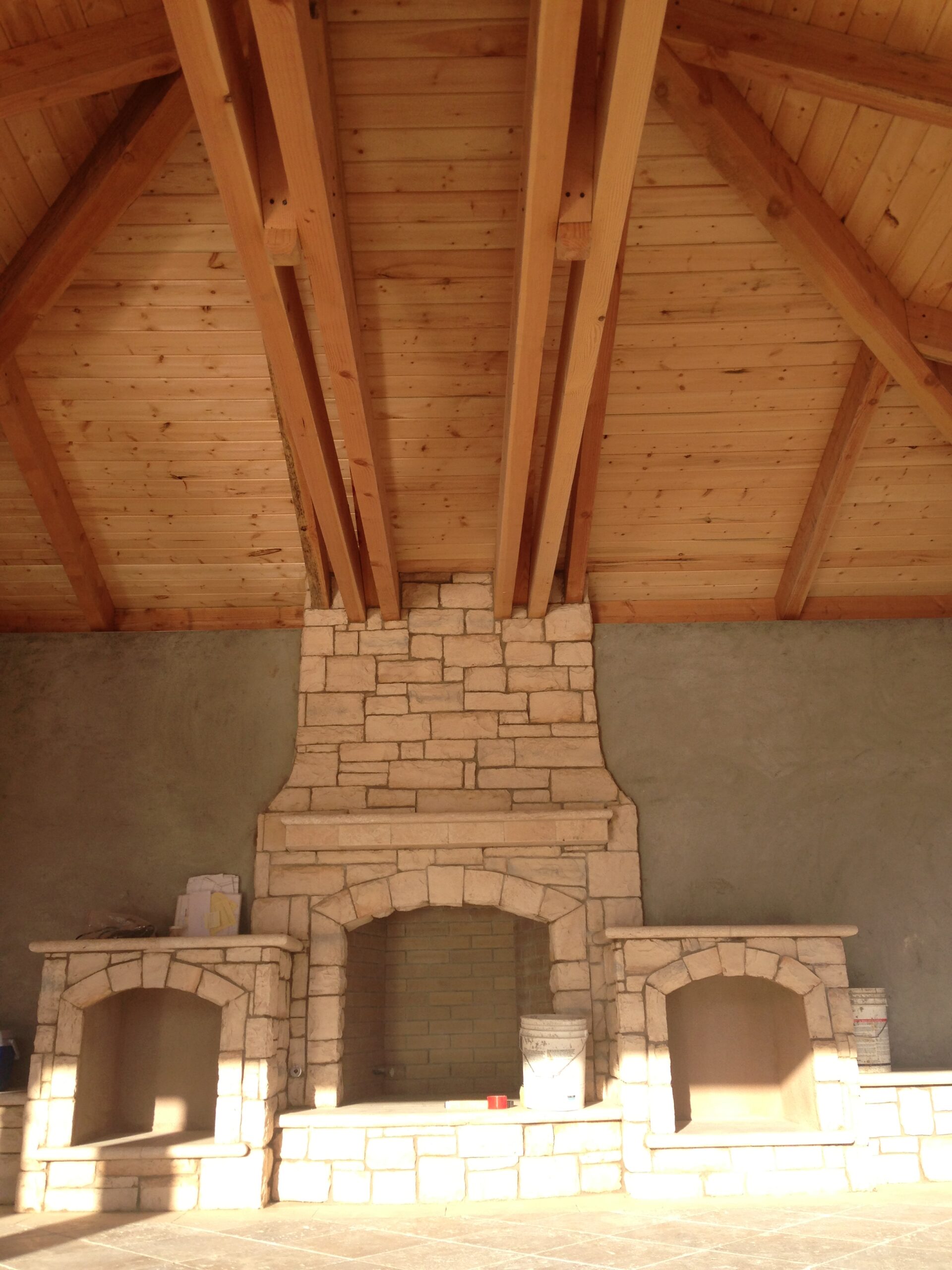 Pavilion with fireplace