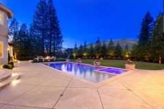 004_Back-yard-swimming-pool
